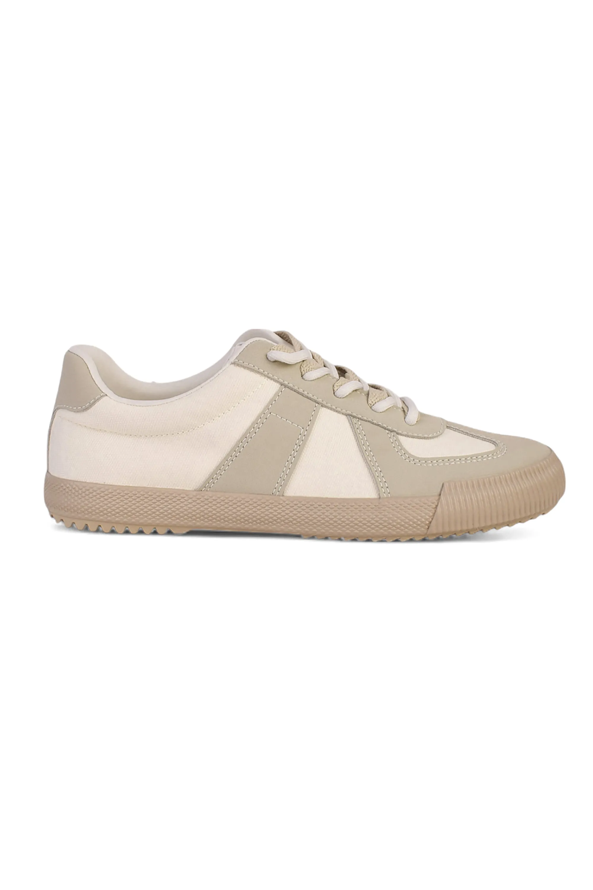 01-5354 Flat Sneaker