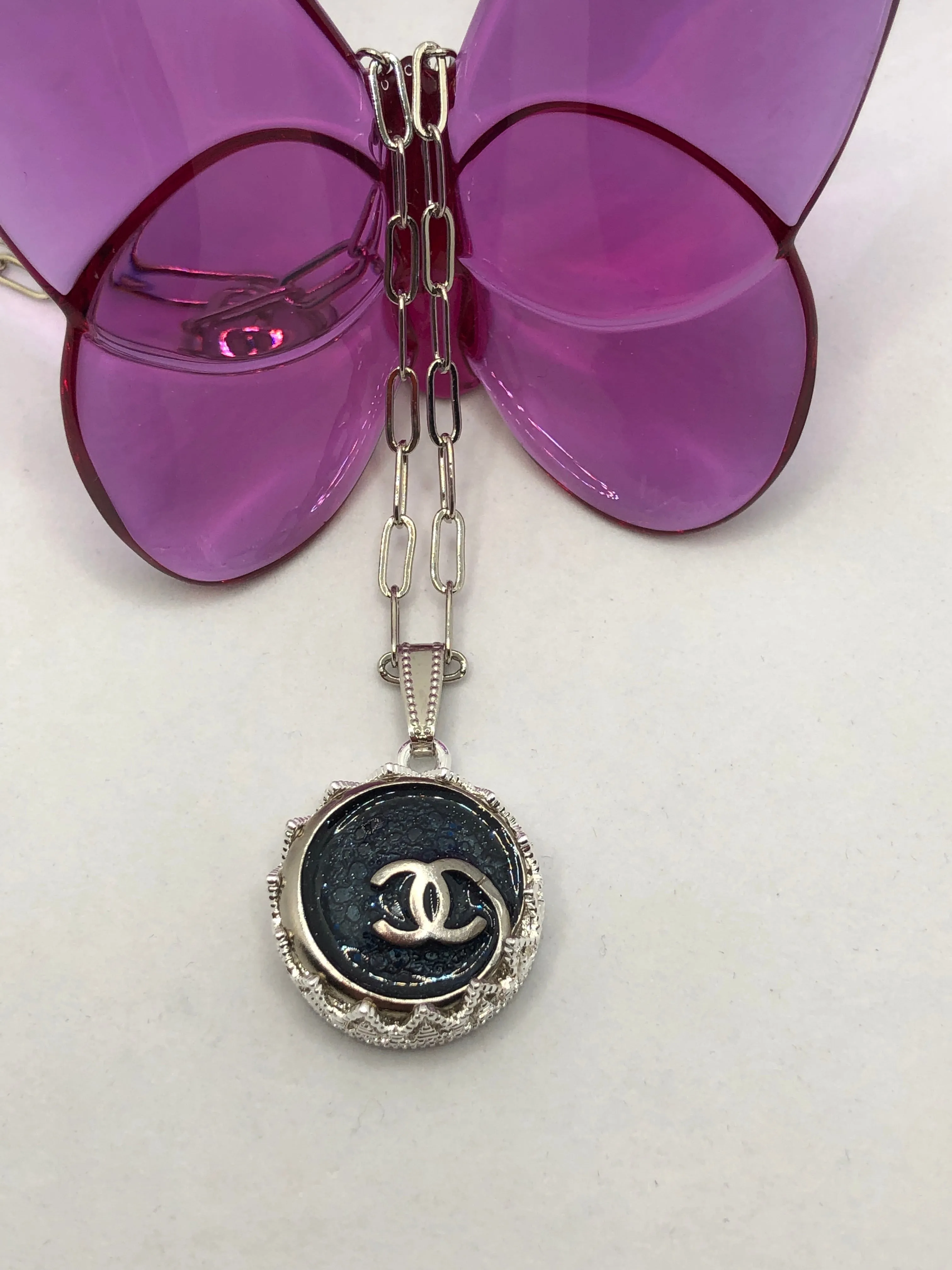 #298 Vintage Couture Necklace 23mm