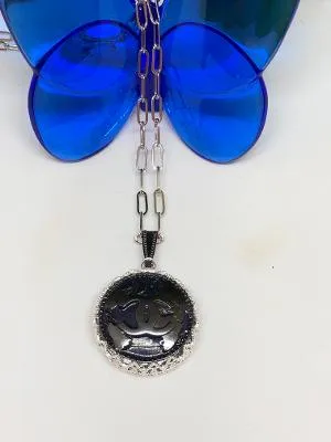 #380 Vintage Couture Necklace 27mm