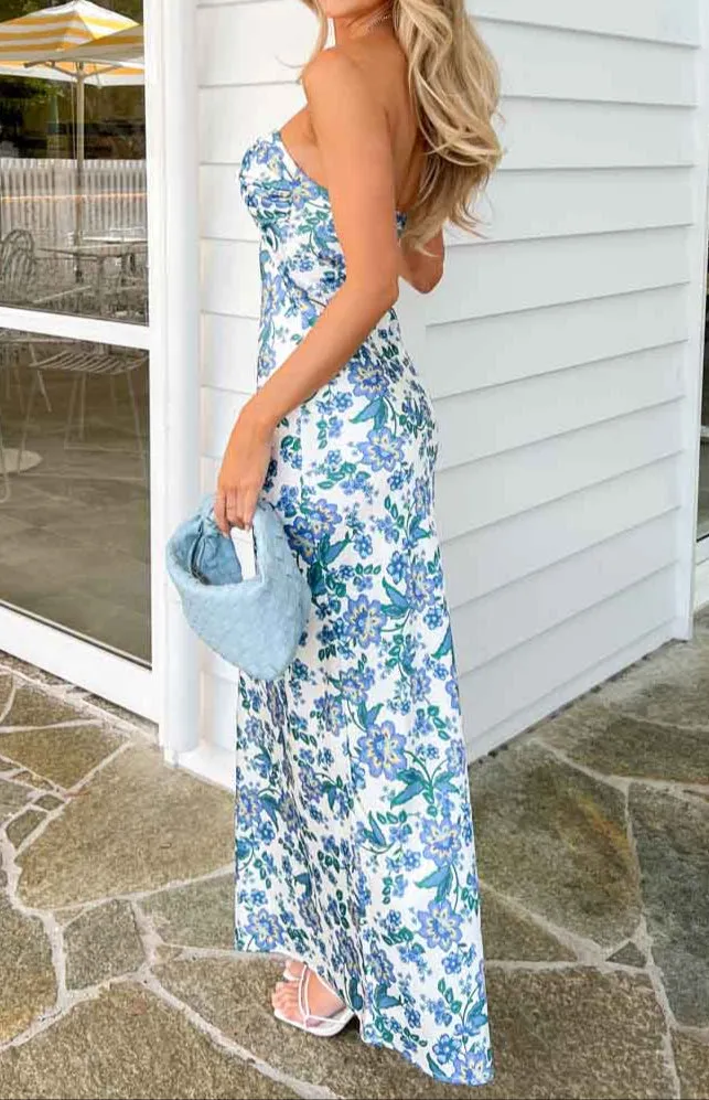 Ariana Blaues formelles Maxikleid mit Blumenmuster