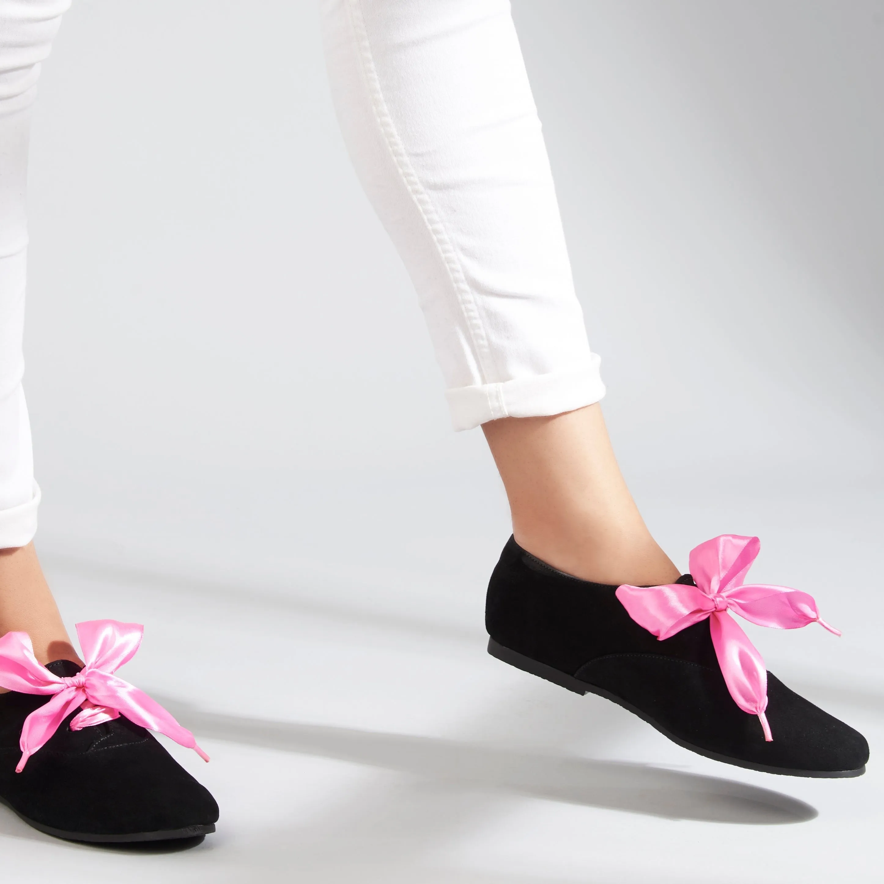 Freya Black Derby Shoes With Bow Laces For Women