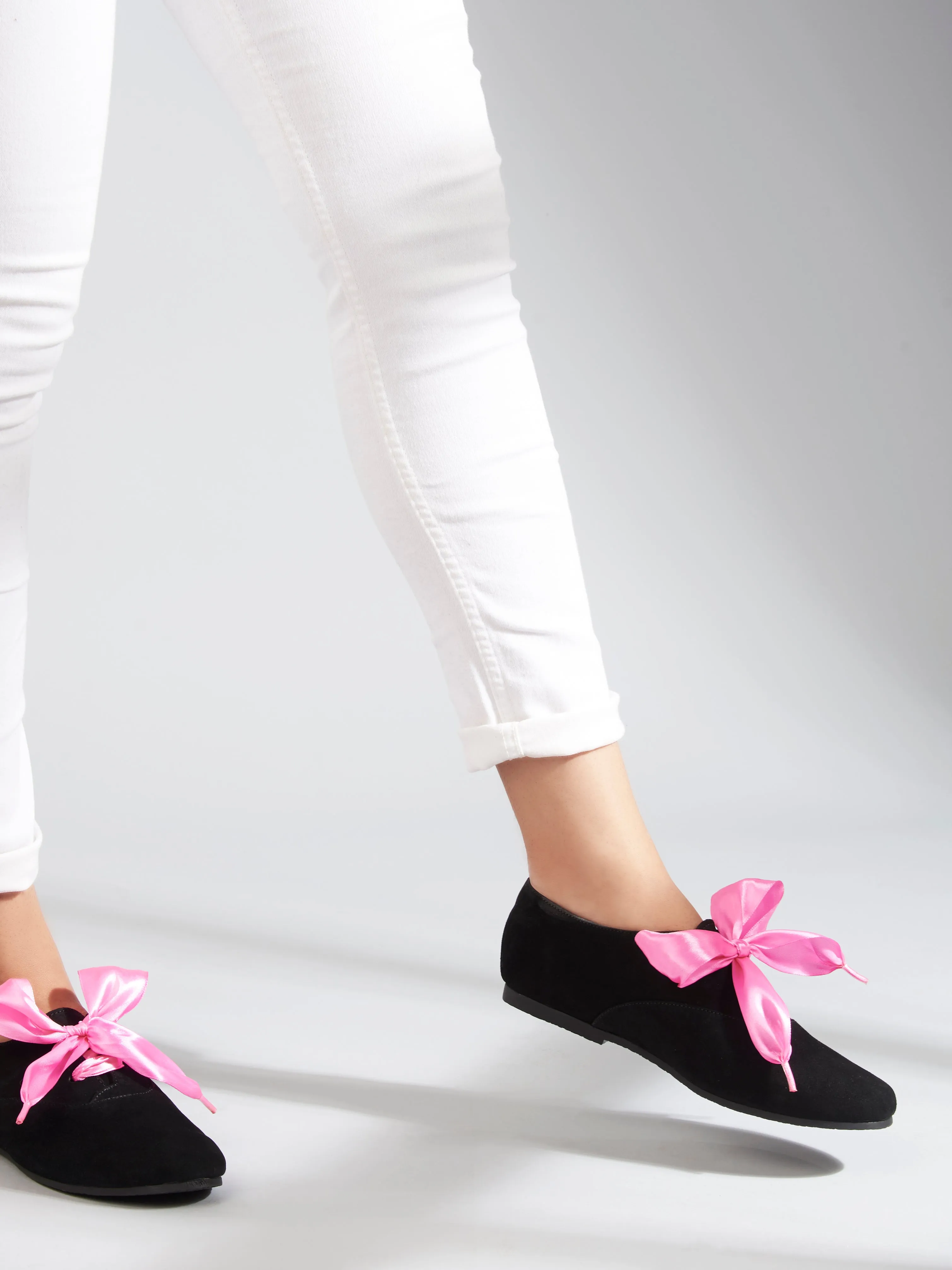 Freya Black Derby Shoes With Bow Laces For Women
