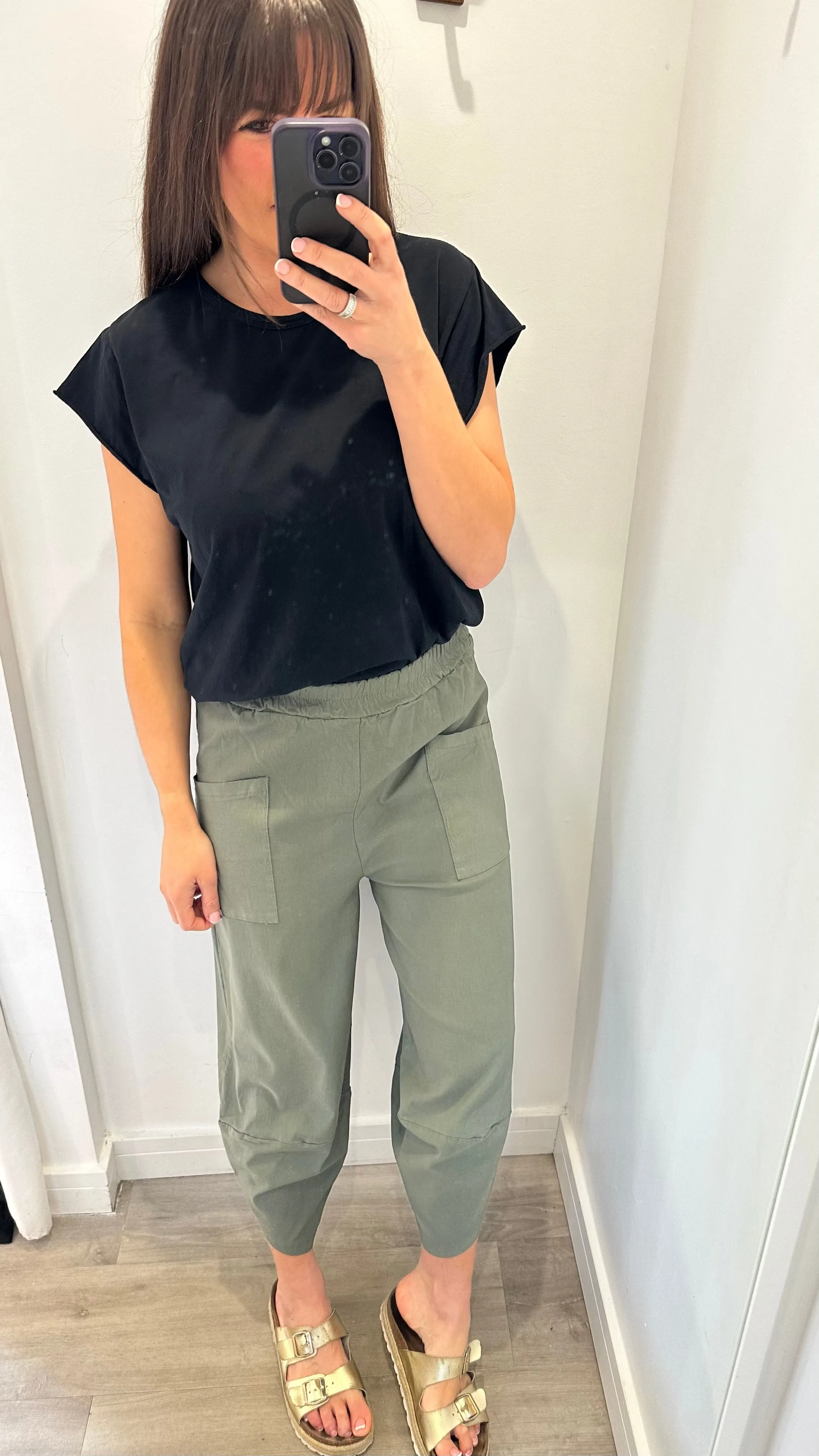 KHAKI CROPPED POCKET TROUSERS