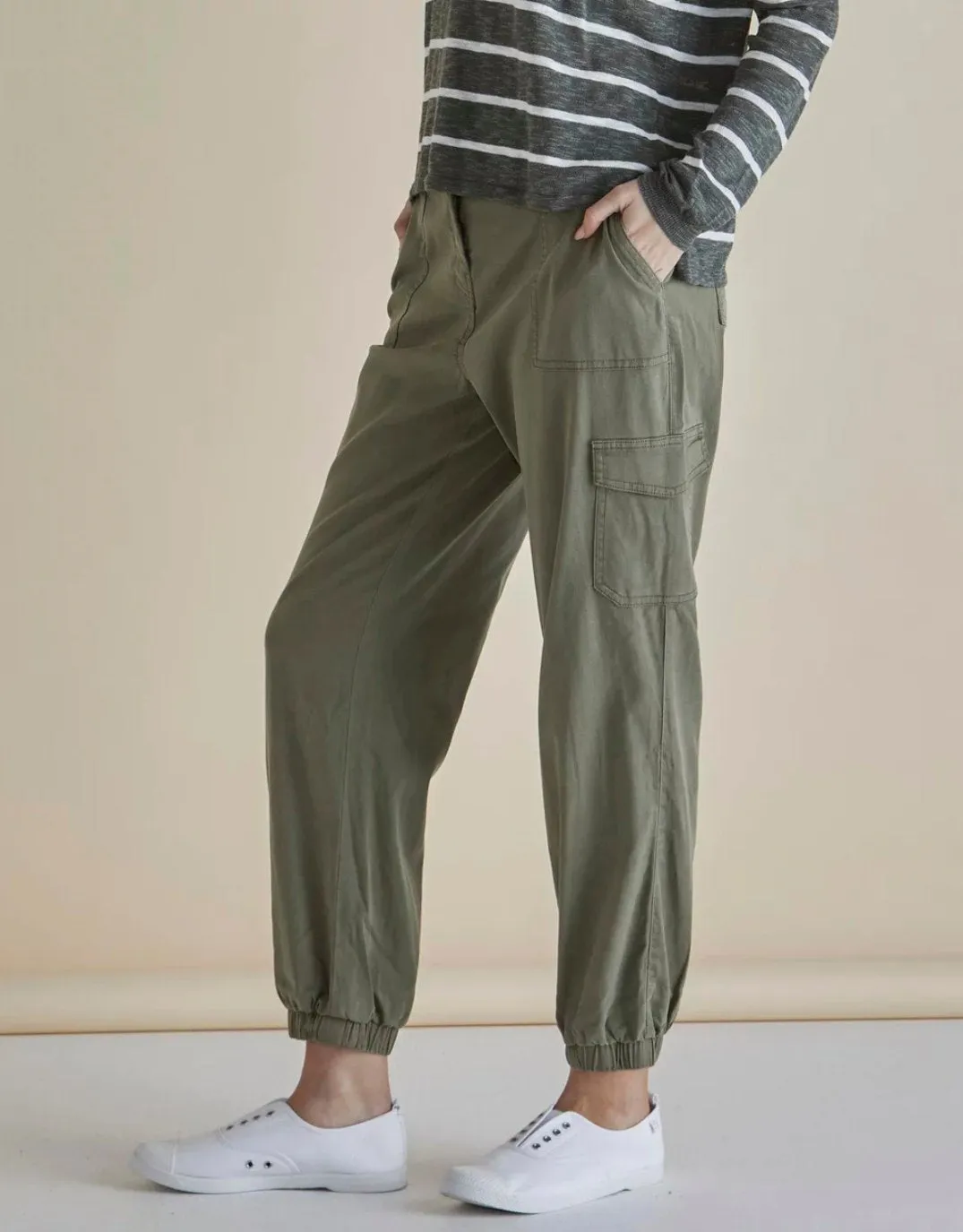 Lacey Lyocell Cargo Jogger - Khaki