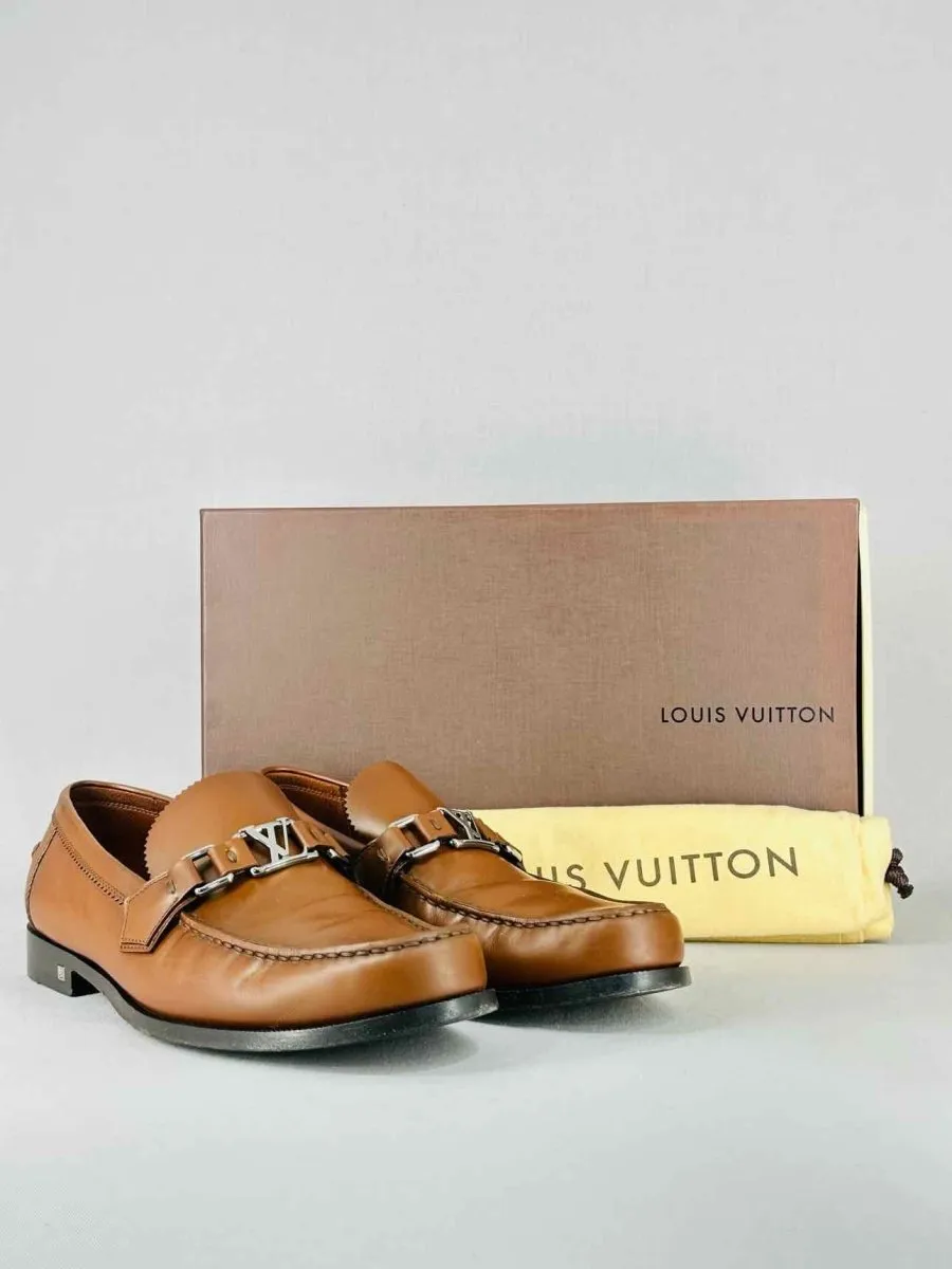 LOUIS VUITTON Brown Loafers 42