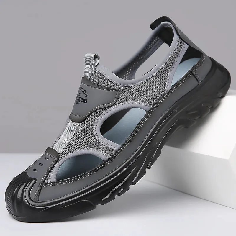 New Summer Sandals Breathable Men Shoes Mesh Outdoor Men Hollow Sandals Antiskid Beach Sandals Flats Footwear Zapatillas Hombre