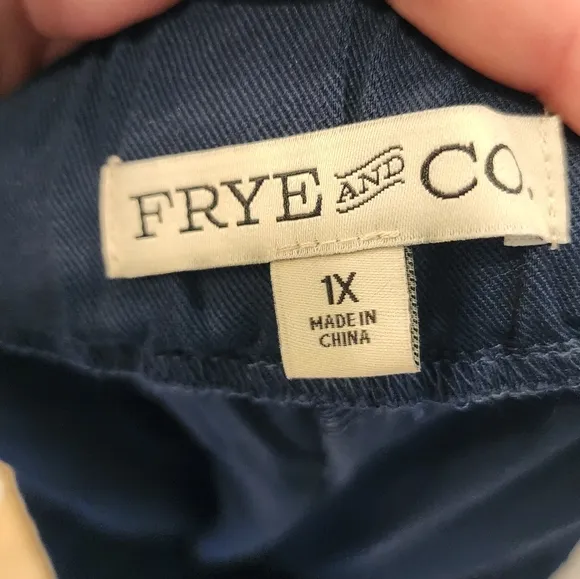 NWT Frye And Co Tie Stretch Waist Blue Rayon Shorts women's size 1X highrise
