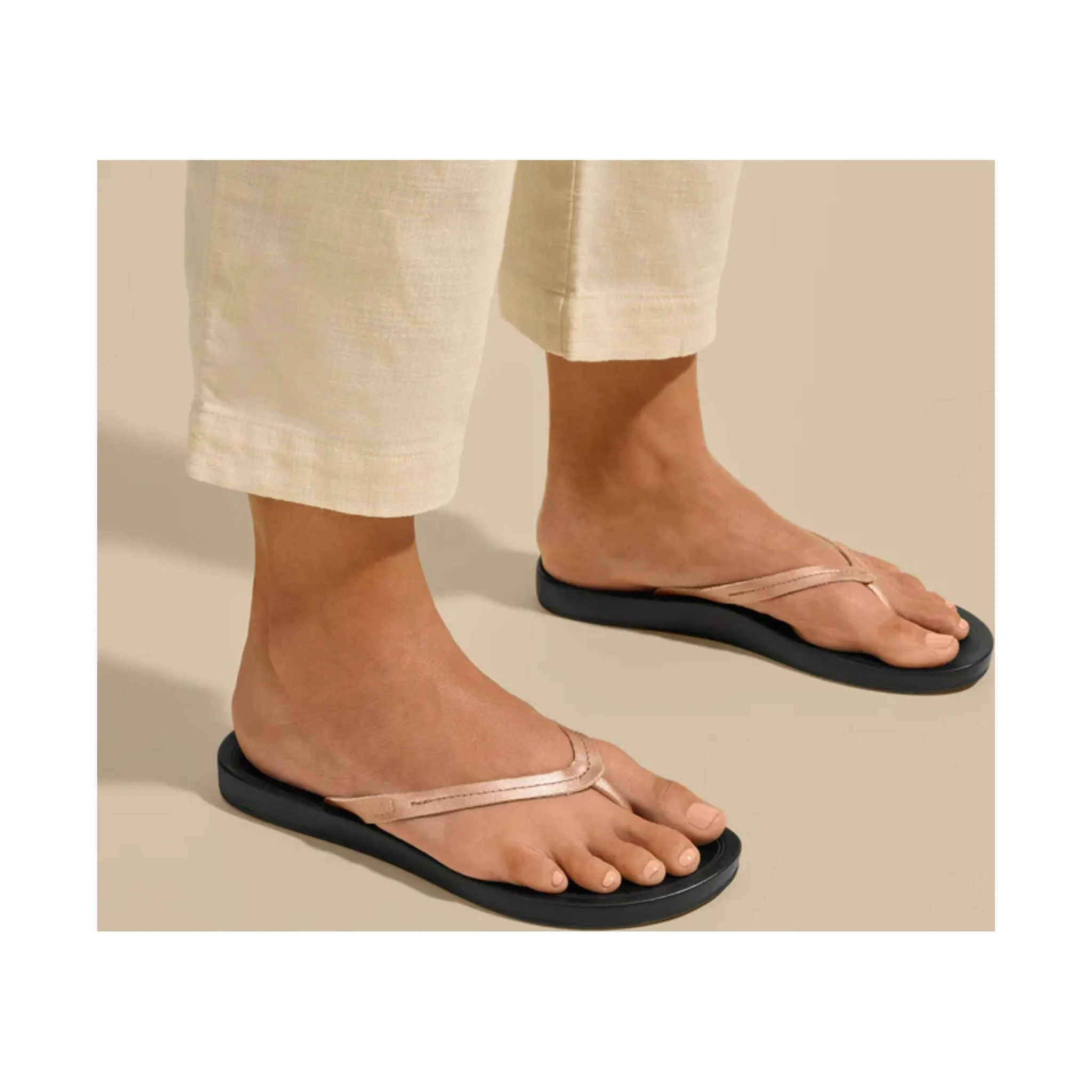 OluKai Women's Lalahi Leather Beach Sandals - Copper/Lava Rock