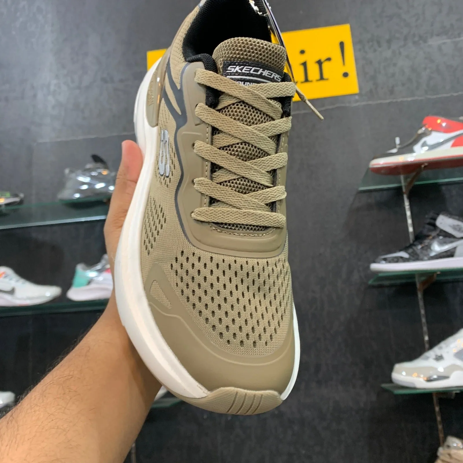Sketcher Hyper Burst Bounder 2.0 Khaki