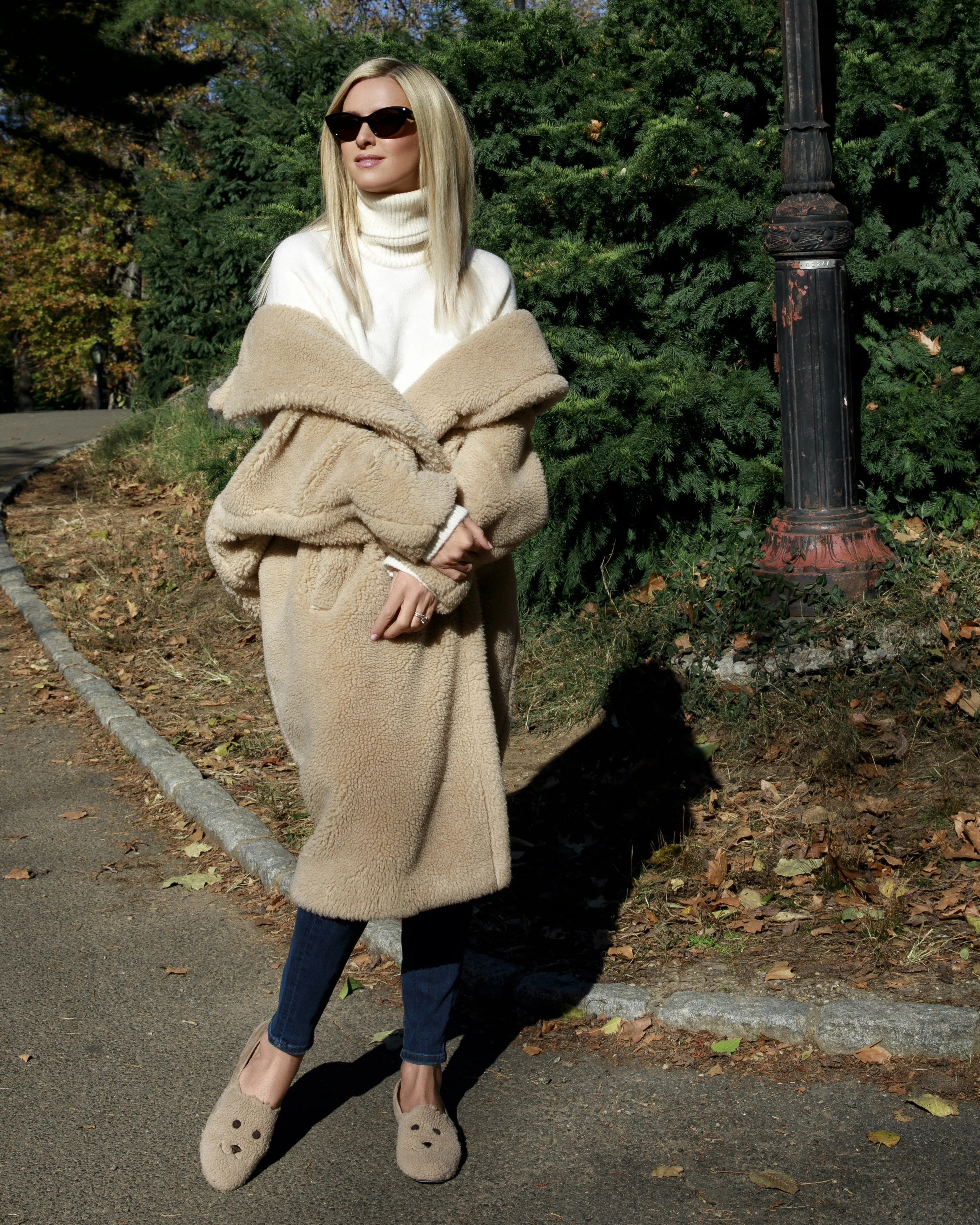 Teddy - Beige Suede
