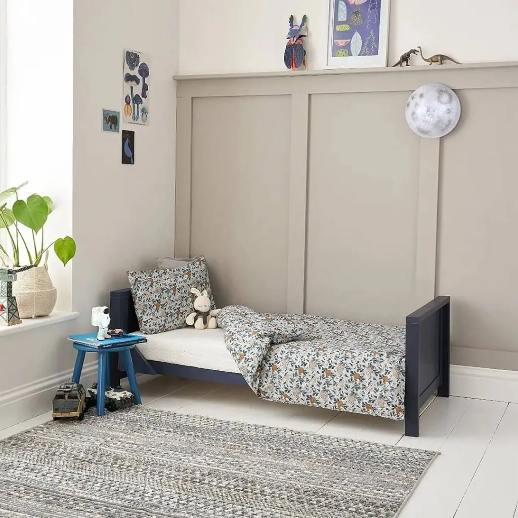 TUTTI BAMBINI Tivoli Cot Bed - Navy