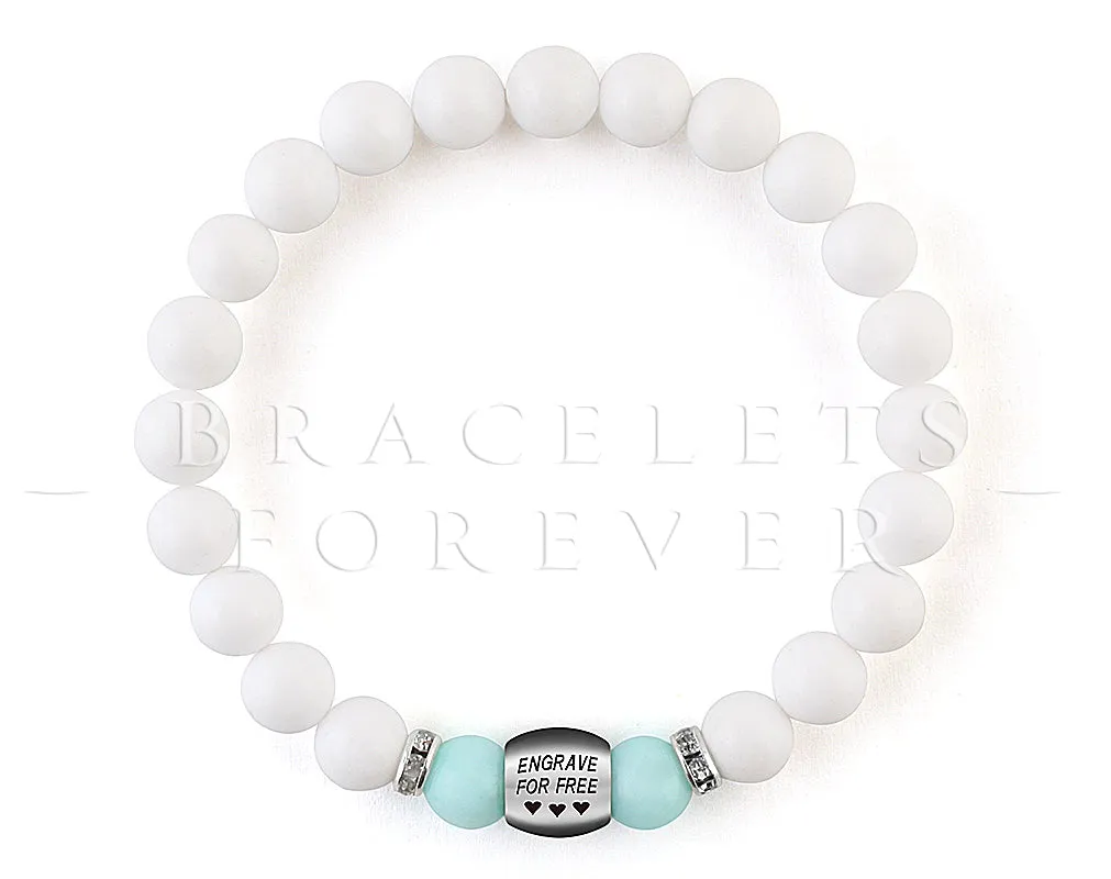 Women’s personalised bracelet with white and mint jade beads
